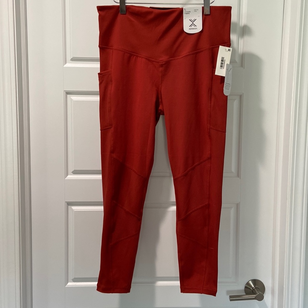 NWT Xersion Leggings